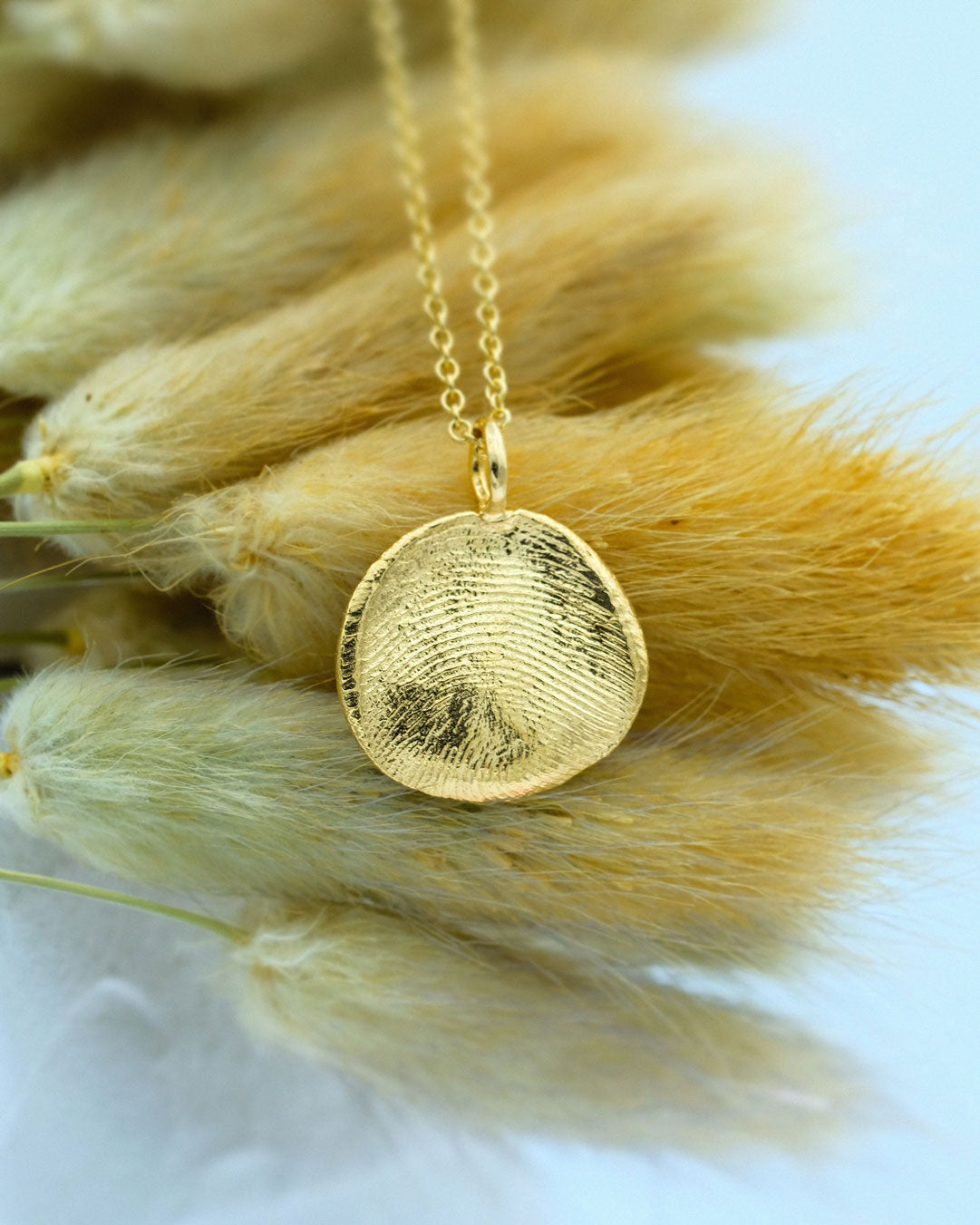 Fingerprint Necklace in solid gold on 1.5mm chain