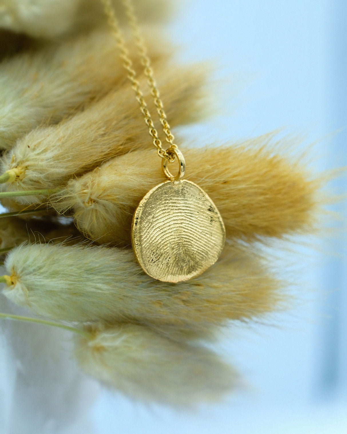 Fingerprint Necklace in solid gold on 1.5mm chain