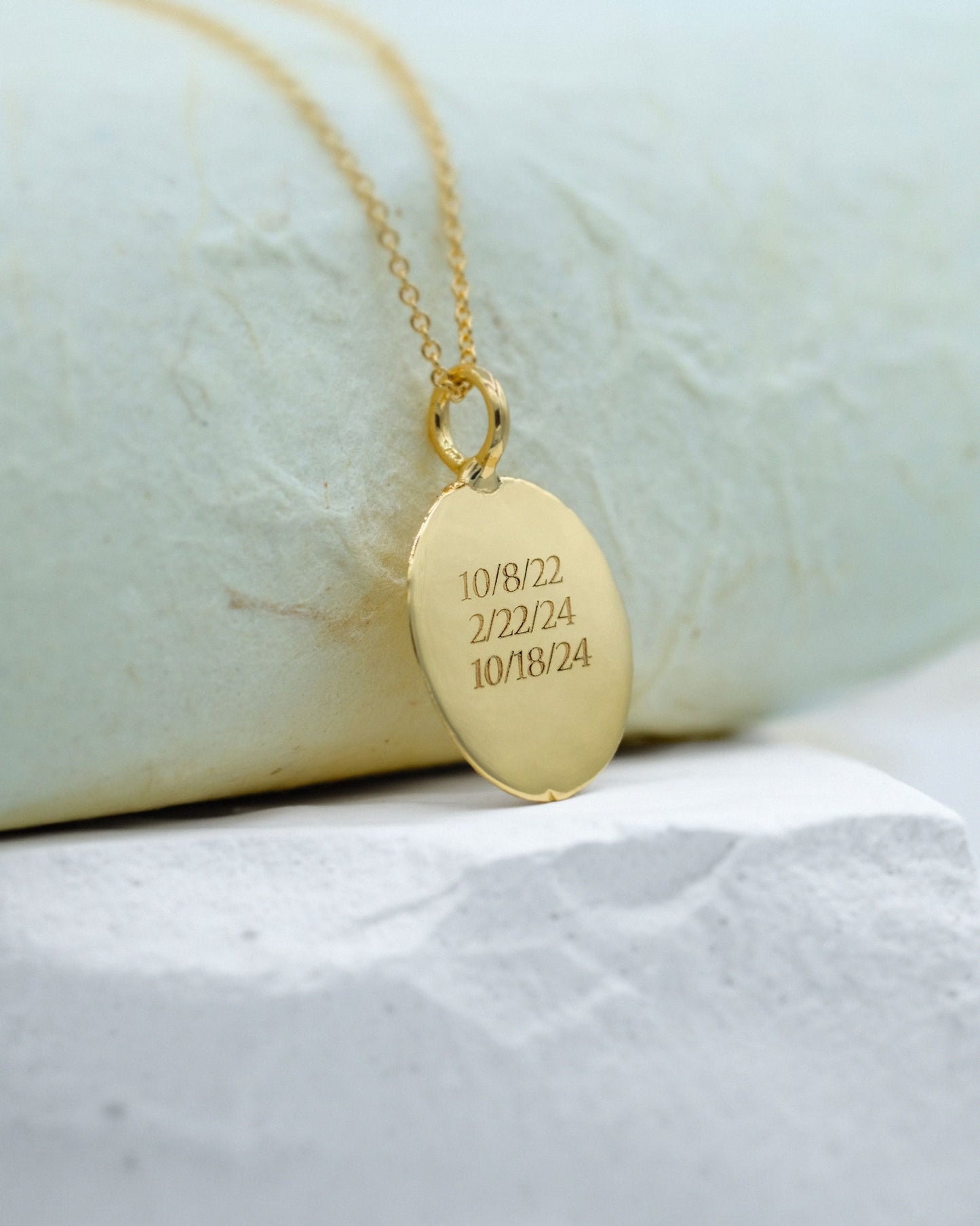 Medium Fingerprint Necklace in solid gold