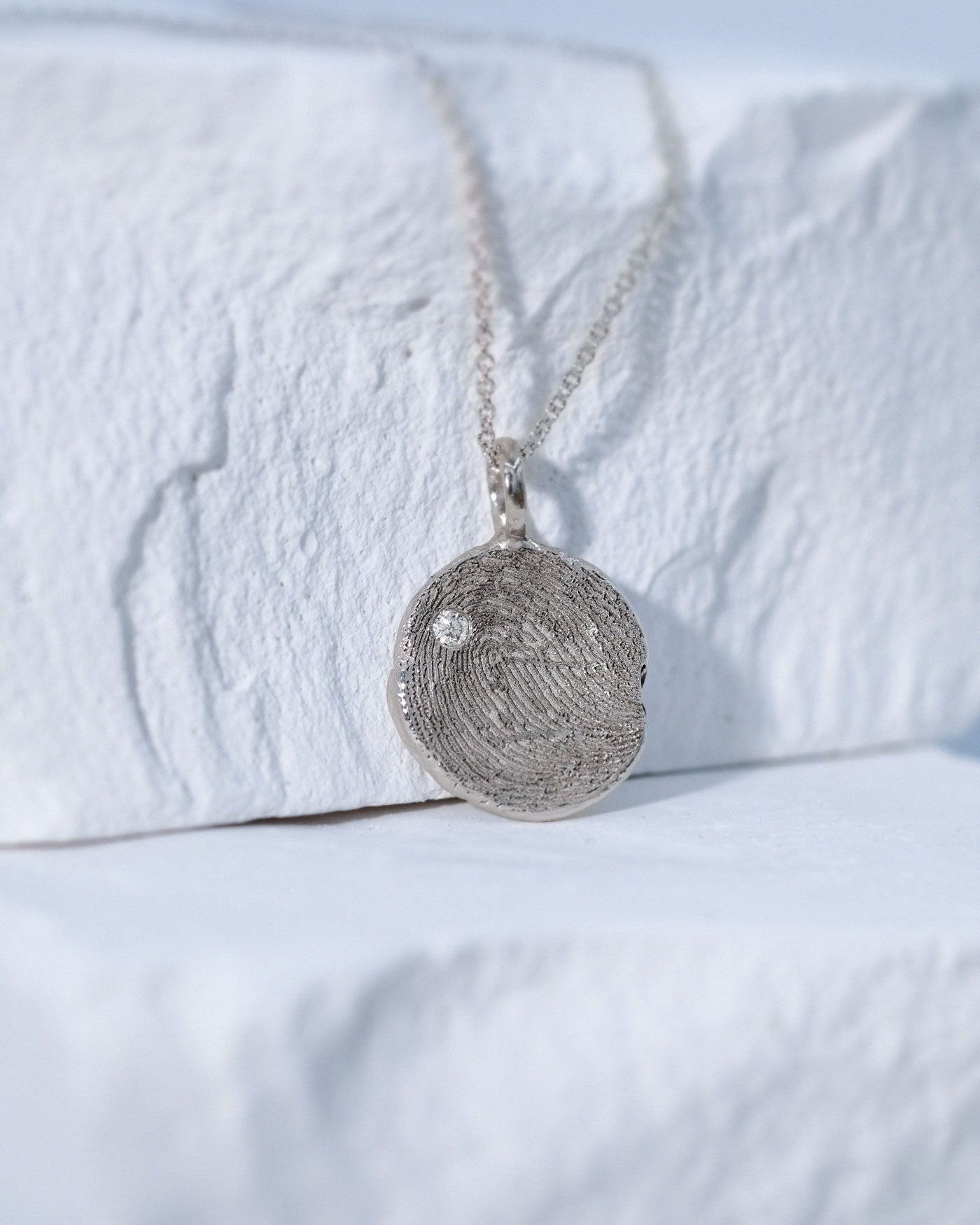 Medium Fingerprint Necklace in solid gold with a Diamond