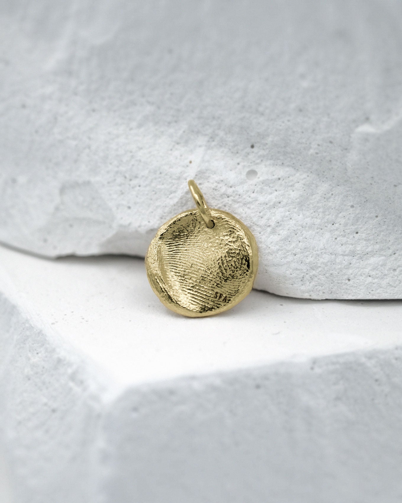 Mini Fingerprint Charm in solid gold | Matanai Jewelry